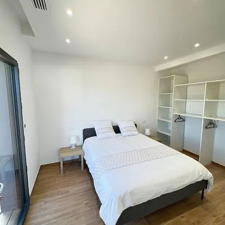 Apartment Neuf Bas De 1