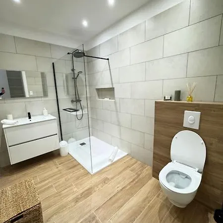 Neuf Bas De 1 Furiani
